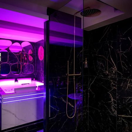 Love Room “La Nuit De Reve” Centre Historique Перпинян Екстериор снимка