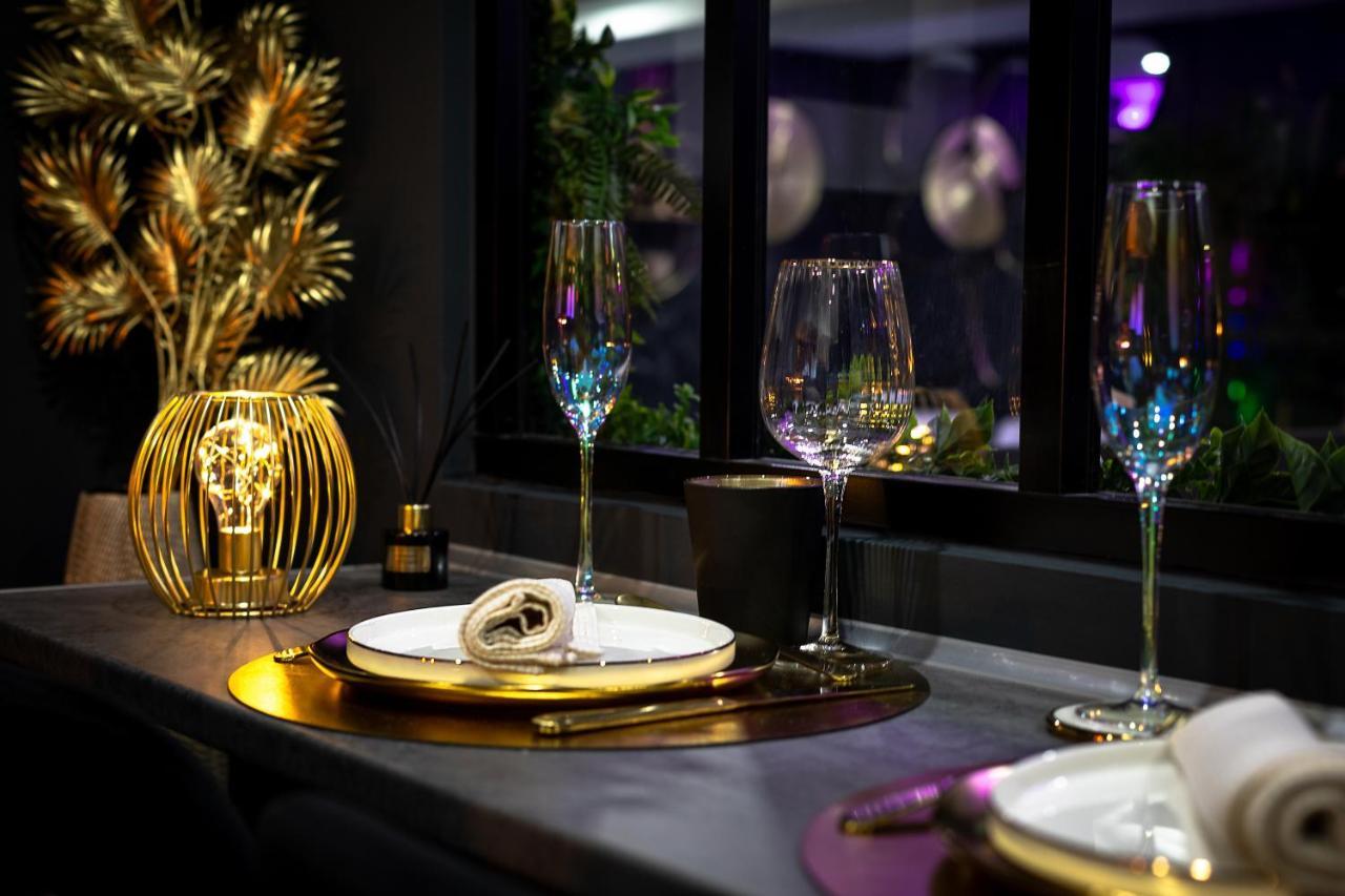 Love Room “La Nuit De Reve” Centre Historique Перпинян Екстериор снимка